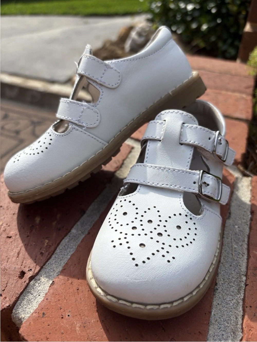 L'Amour Beatrix White Double T-Strap Mary Jane Dress Shoes Leather Toddler 9 - Picture 2 of 6